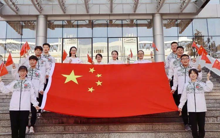 我非常非常的内向，也不会搞对象，难道我这辈子要打光棍了游戏画面